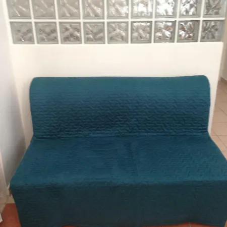 Airport Apartmán *