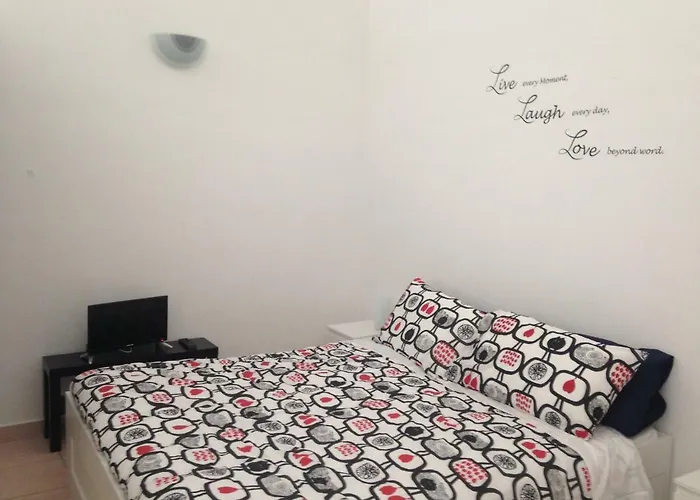 Airport Apartment